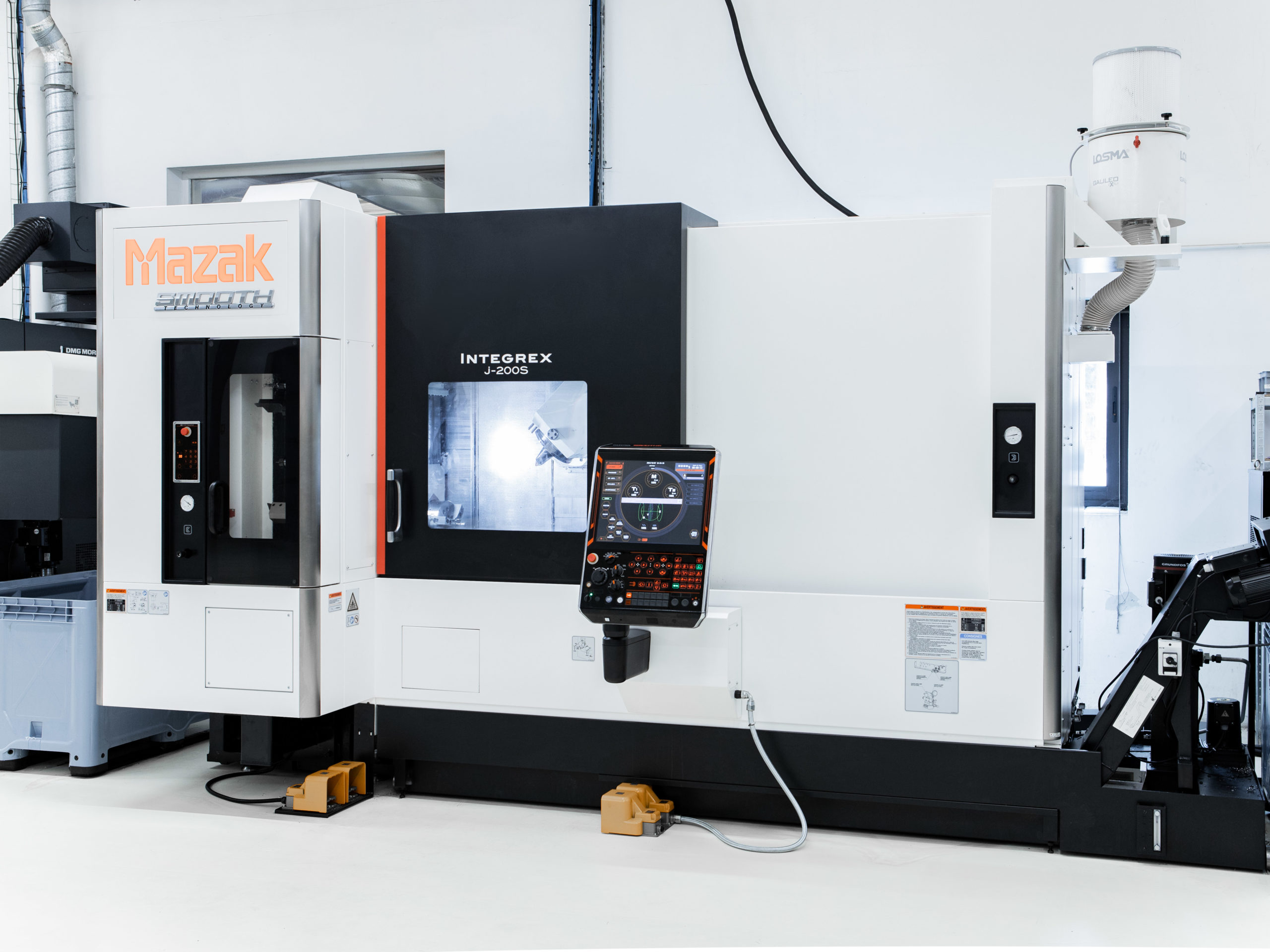 AVRIL 2024 - LIVRAISON D'UN TOUR MULTIFONCTIONS <br>MAZAK BI-BROCHE 5 AXES